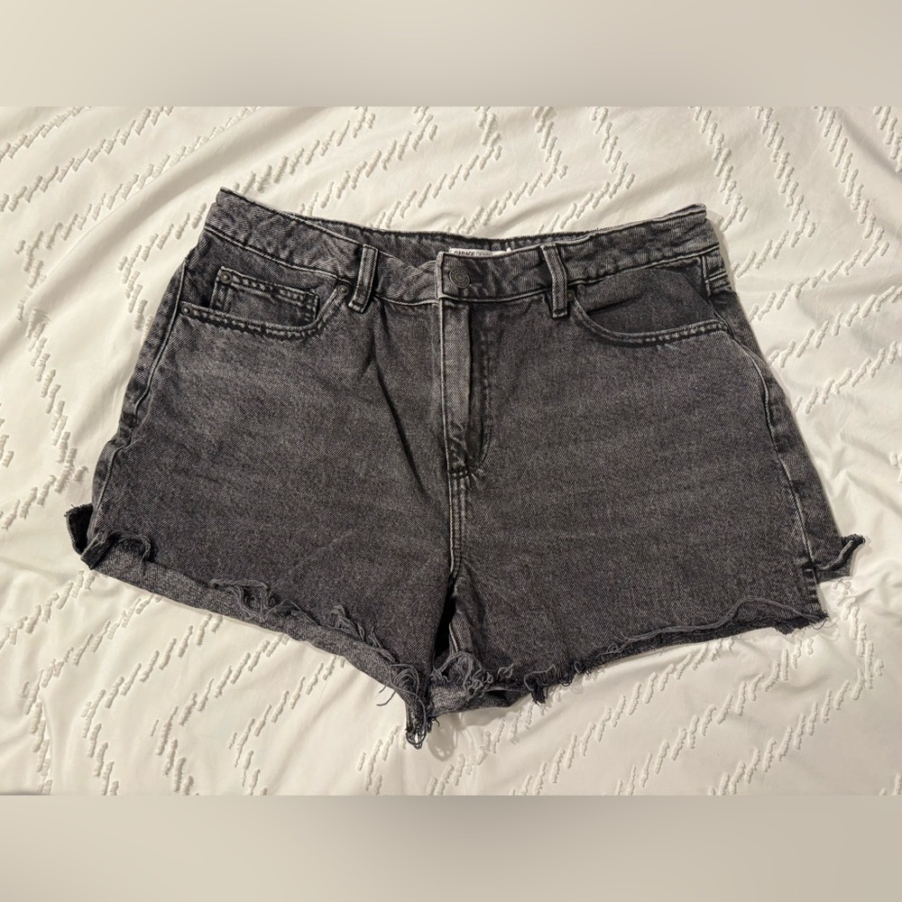 Women’s Acid Washed Vintage Black Denim Cut Off High Waisted Shorts